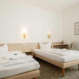 Standard Zimmer mit zwei Einzelbetten